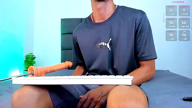 steven hott8 online show from 12-16-25, 04:11