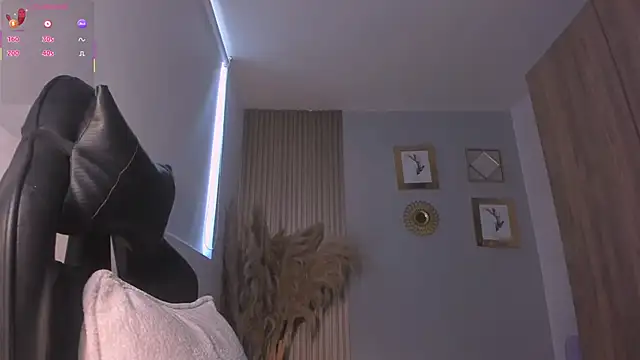 NatyFerrer  online show from 02-05-26, 01:40