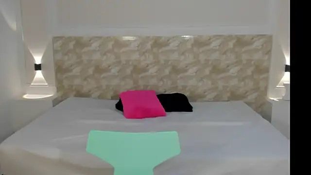 AliceRoss0 online show from 11-22-25, 08:18