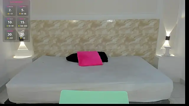 AliceRoss0 online show from 11-24-25, 08:09