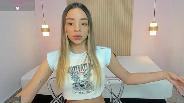 AliceRoss0 online show from 04-10-26, 08:49