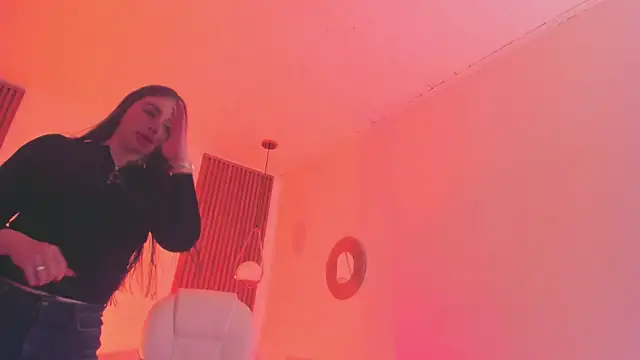 TiffanyWright online show from 11-30-25, 01:23