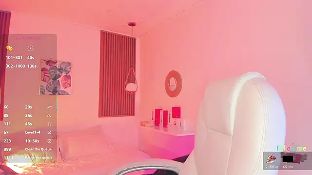 TiffanyWright online show from 11-07-25, 11:37