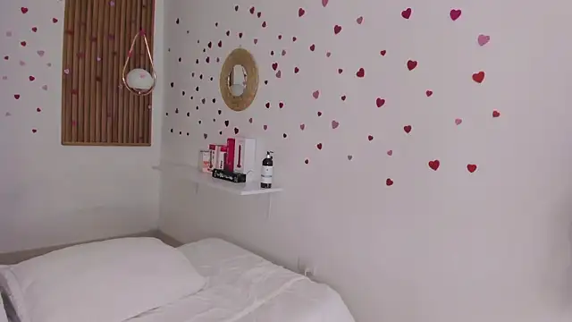 TiffanyWright online show from 03-05-26, 01:19