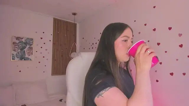 TiffanyWright online show from 04-10-26, 01:40