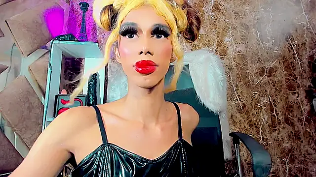 Snapshot of dirtycock2002 chatting on 09-30-25, 06:41 dirtycock2002 online show from 09-30-25, 06:41