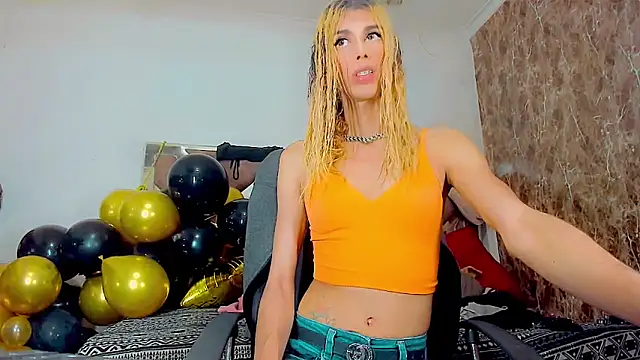 Snapshot of dirtycock2002 chatting on 12-01-25, 02:29 dirtycock2002 online show from 12-01-25, 02:29