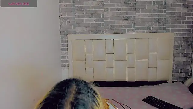 Snapshot of dirtycock2002 chatting on 02-06-26, 06:42 dirtycock2002 online show from 02-06-26, 06:42