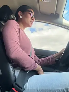 ValeriEvan online show from 04-12-26, 08:01