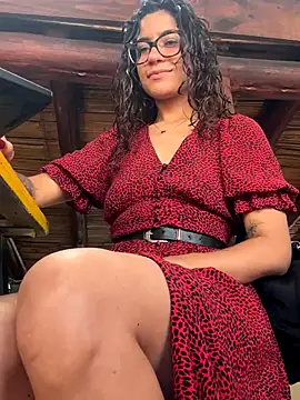 Snapshot of ValeriEvan chatting on 09-20-25, 08:25 ValeriEvan online show from 09-20-25, 08:25