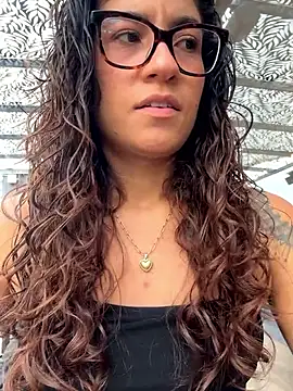 Snapshot of ValeriEvan chatting on 11-16-25, 08:35 ValeriEvan online show from 11-16-25, 08:35