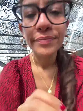 Snapshot of ValeriEvan chatting on 02-26-26, 08:20 ValeriEvan online show from 02-26-26, 08:20