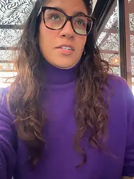 Snapshot of ValeriEvan chatting on 12-05-25, 08:17 ValeriEvan online show from 12-05-25, 08:17