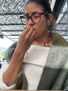 Snapshot of ValeriEvan chatting on 12-02-25, 08:43 ValeriEvan online show from 12-02-25, 08:43