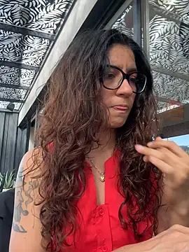 Snapshot of ValeriEvan chatting on 11-05-25, 08:12 ValeriEvan online show from 11-05-25, 08:12