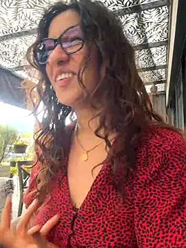 Snapshot of ValeriEvan chatting on 10-04-25, 08:10 ValeriEvan online show from 10-04-25, 08:10