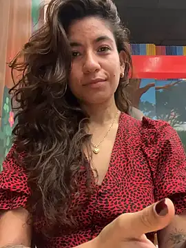 Snapshot of ValeriEvan chatting on 03-17-25, 03:40 ValeriEvan online show from 03-17-25, 03:40