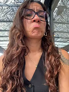 Snapshot of ValeriEvan chatting on 02-27-26, 08:19 ValeriEvan online show from 02-27-26, 08:19