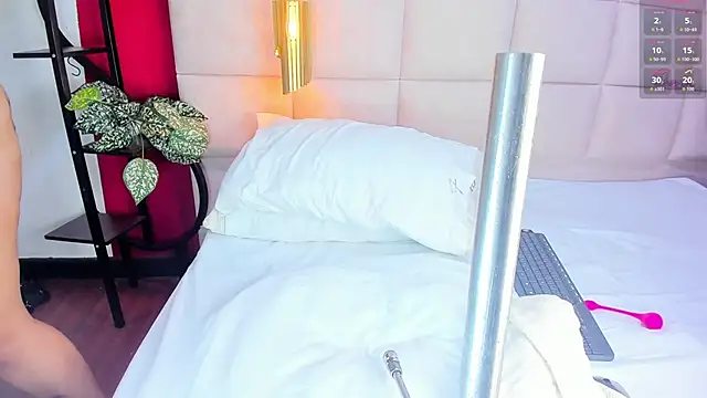 Amberluy online show from 02-23-26, 07:36