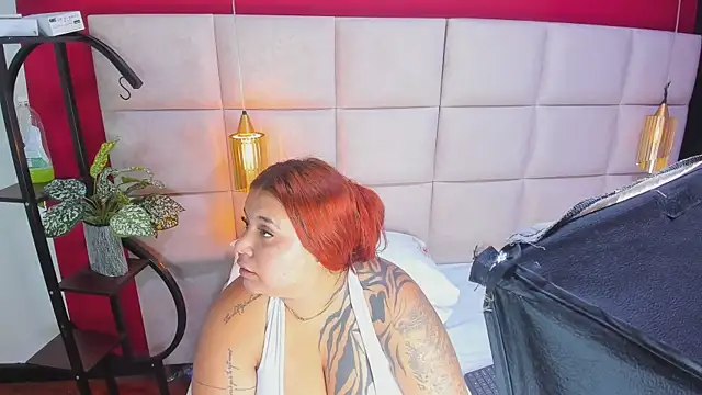 Amberluy online show from 06-19-26, 09:42