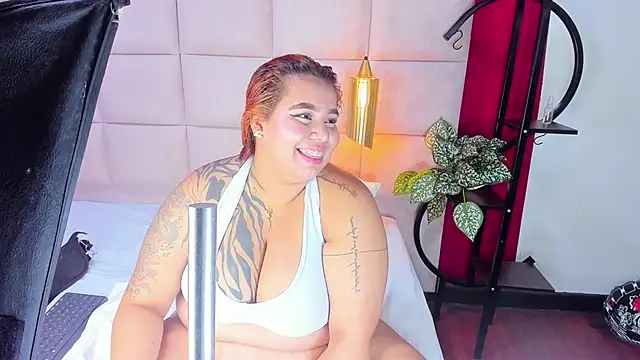 Amberluy online show from 02-05-26, 08:04