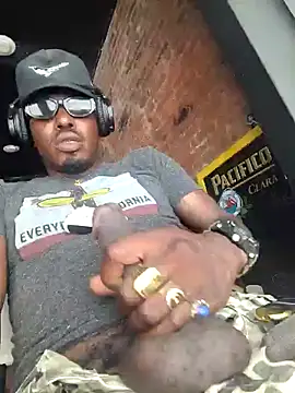 BlackD4uxo online show from 07-16-26, 04:59