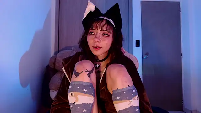 Alicedangerrr online show from 10-18-25, 04:14