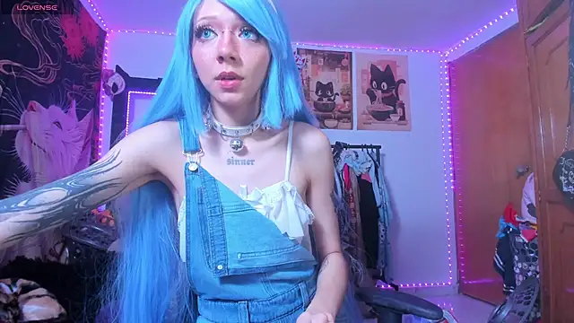 Alicedangerrr online show from 06-11-26, 03:47