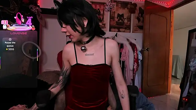 Alicedangerrr online show from 07-21-26, 10:55