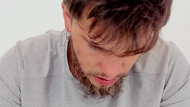 Beard xox online show from 10-13-25, 09:05