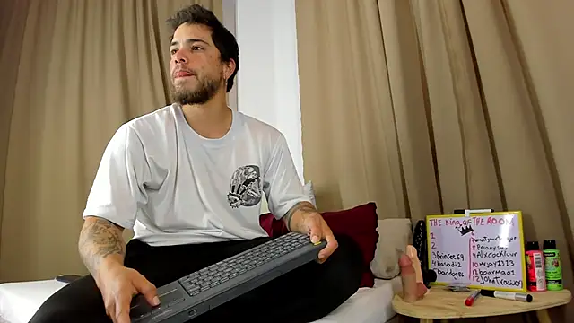 Beard xox online show from 01-25-25, 09:57