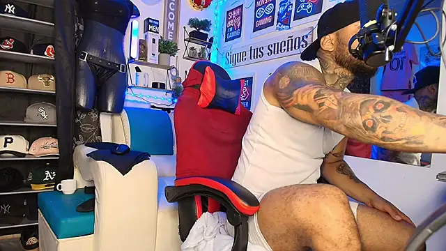 Leenar Key online show from 03-06-26, 02:56