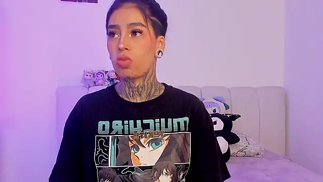 Snapshot of shadowcatt_ chatting on 02-24-26, 08:21 shadowcatt online show from 02-24-26, 08:21