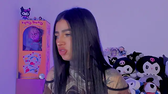 Snapshot of shadowcatt_ chatting on 10-29-25, 08:08 shadowcatt online show from 10-29-25, 08:08