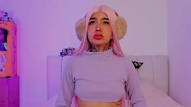 Snapshot of shadowcatt_ chatting on 11-21-25, 08:08 shadowcatt online show from 11-21-25, 08:08