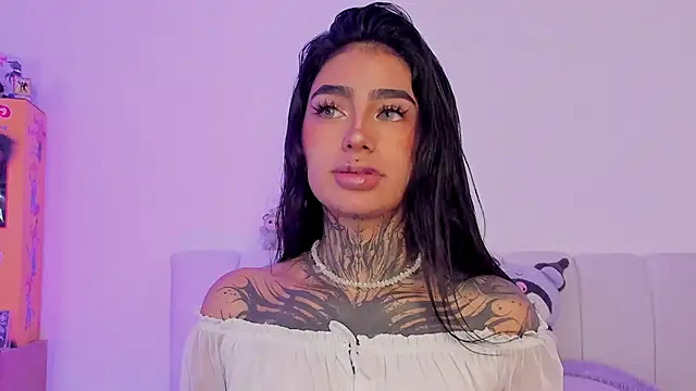 Snapshot of shadowcatt_ chatting on 11-28-25, 08:42 shadowcatt online show from 11-28-25, 08:42