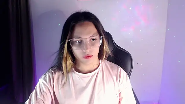 Snapshot of alexaryderr chatting on 02-14-25, 04:04 alexaryderr online show from 02-14-25, 04:04