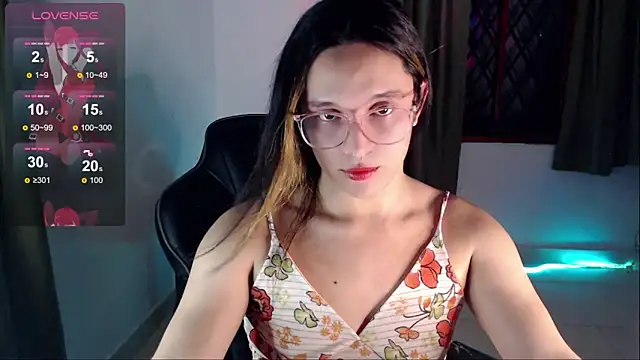 Snapshot of alexaryderr chatting on 01-22-25, 01:10 alexaryderr online show from 01-22-25, 01:10