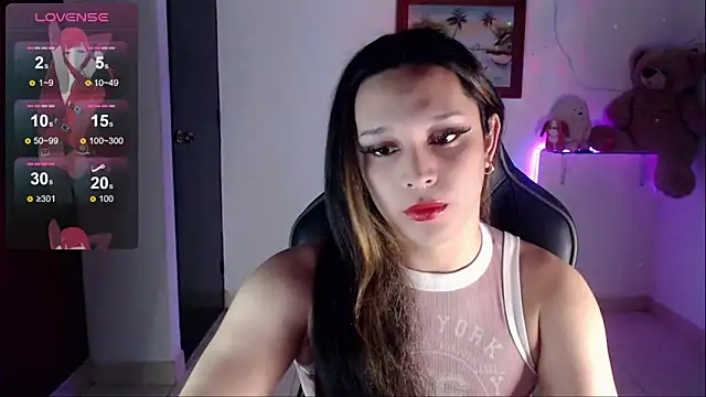 Snapshot of alexaryderr chatting on 03-11-25, 12:33 alexaryderr online show from 03-11-25, 12:33