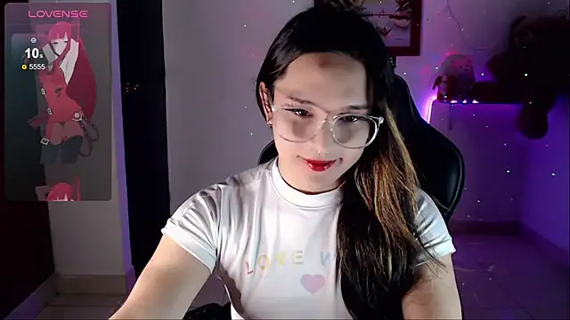 Snapshot of alexaryderr chatting on 03-02-25, 01:37 alexaryderr online show from 03-02-25, 01:37