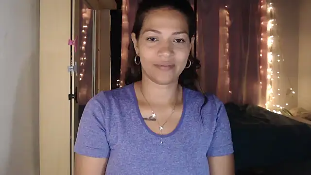 makennaa  online show from 09-11-25, 10:04