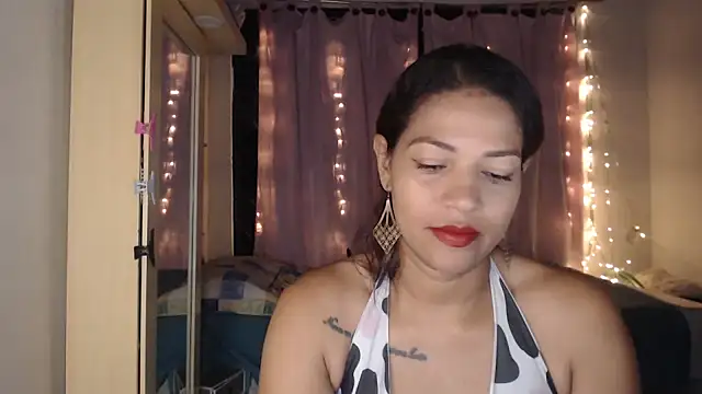 makennaa  online show from 09-10-25, 10:03