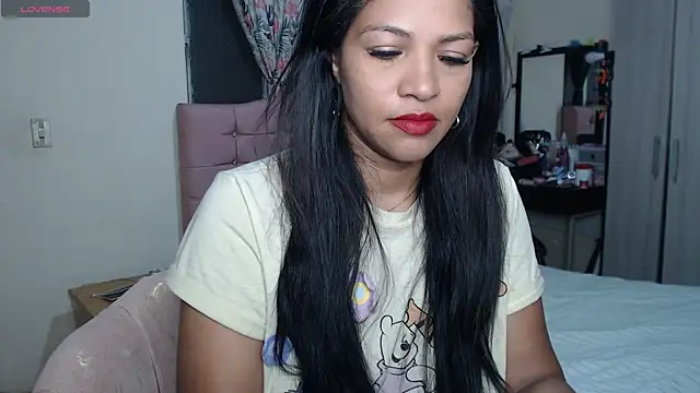 Snapshot of makennaa_ chatting on 07-21-26, 09:54 makennaa online show from 07-21-26, 09:54