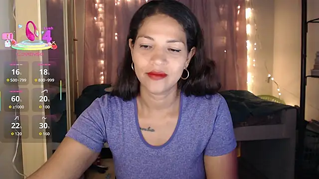 makennaa  online show from 10-10-25, 09:54