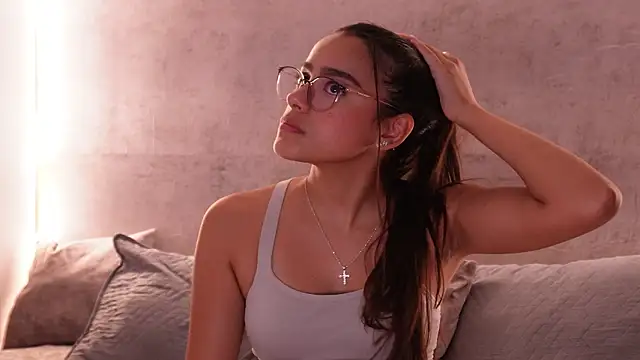 Nicky and Blake online show from 03-12-26, 01:33