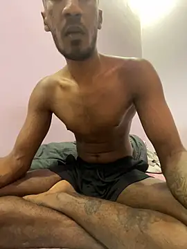 Snapshot of nycg0999 chatting on 11-01-25, 10:25 nycg0999 online show from 11-01-25, 10:25