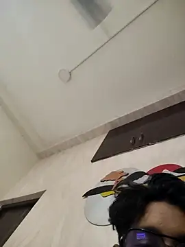 king boy online show from 11-08-25, 07:50