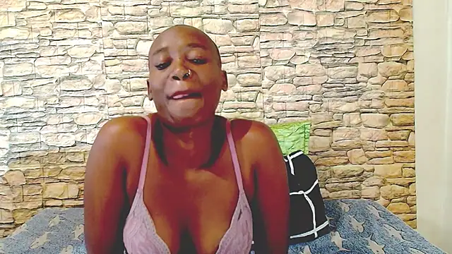 Snapshot of EbonyOlive69 chatting on 05-04-26, 09:23 EbonyOlive69 online show from 05-04-26, 09:23