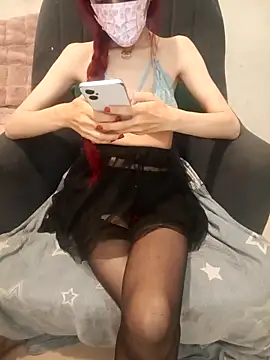 Snapshot of xaleyna36 chatting on 10-11-25, 09:54 xaleyna36 online show from 10-11-25, 09:54