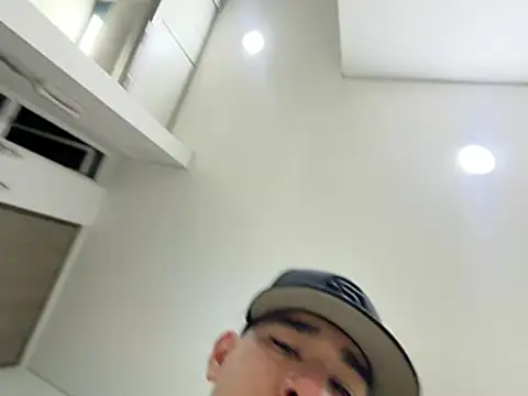 danielv 95 online show from 04-29-26, 11:33